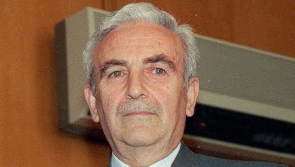 Eski İçişleri Bakanı Cahit Bayar vefat etti...